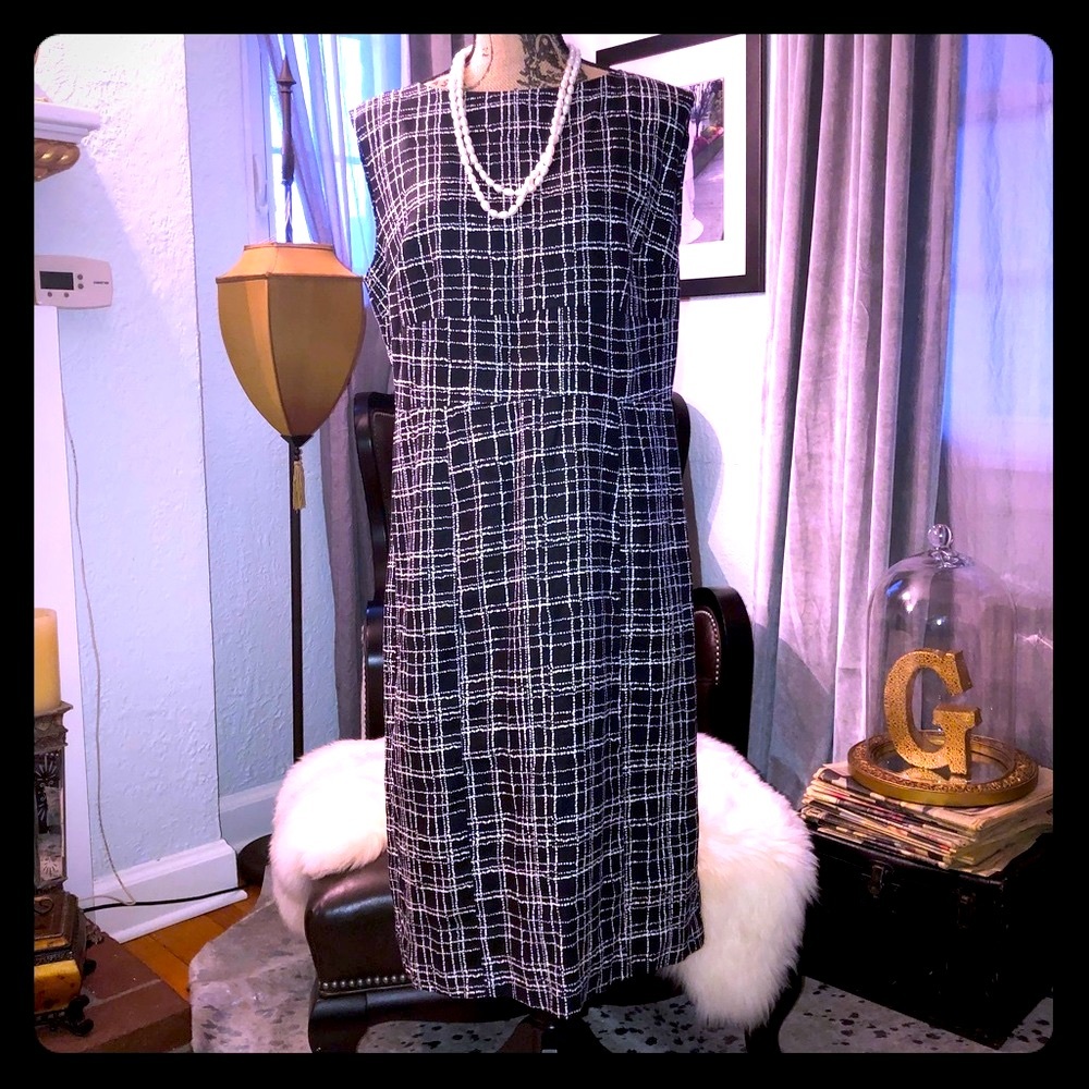 Merona  sleeveless black and white dress NWOT